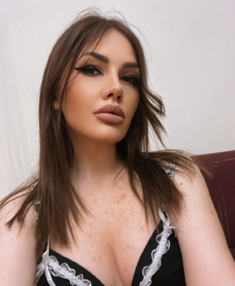 💋
Я гарантирую тебе незабываемый опыт, полный страсти и наслаждения. Мои услуги нацелены на твою полную релаксацию и удовлетворение. 💦
Имею много позитивных отзывов от восторженных клиентов, которые наслаждались каждым мгновением проведенным со мной. 🌟
На моих фото ты увидишь аппетитные формы, соблазнительный взгляд и манящую улыбку. Я готова подарить тебе страстные моменты, которые останутся в твоей памяти надолго. 💫
Не упусти возможность окунуться в мир блаженства со мной🌹. Жду тебя в Москве, чтобы сделать все твои фантазии реальностью. 💖 Олися