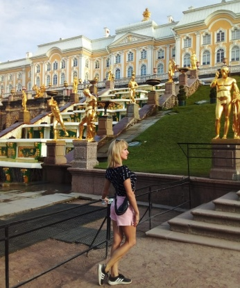 Со мной время пролетит незабываемо и ярко, ведь я знаю, как доставить максимум удовольствия. 💋
У меня есть широкий спектр услуг, начиная от классического секса и оральных ласк, и заканчивая ролевыми играми и экспериментами. Я открыта для новых впечатлений и готова подарить тебе море эмоций. 😈
Вот некоторые отзывы моих предыдущих клиентов: Ирина